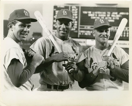 1967 St. Louis Cardinals Original Wire Photo with Tim McCarver, Orlando Cepeda and Roger Maris 